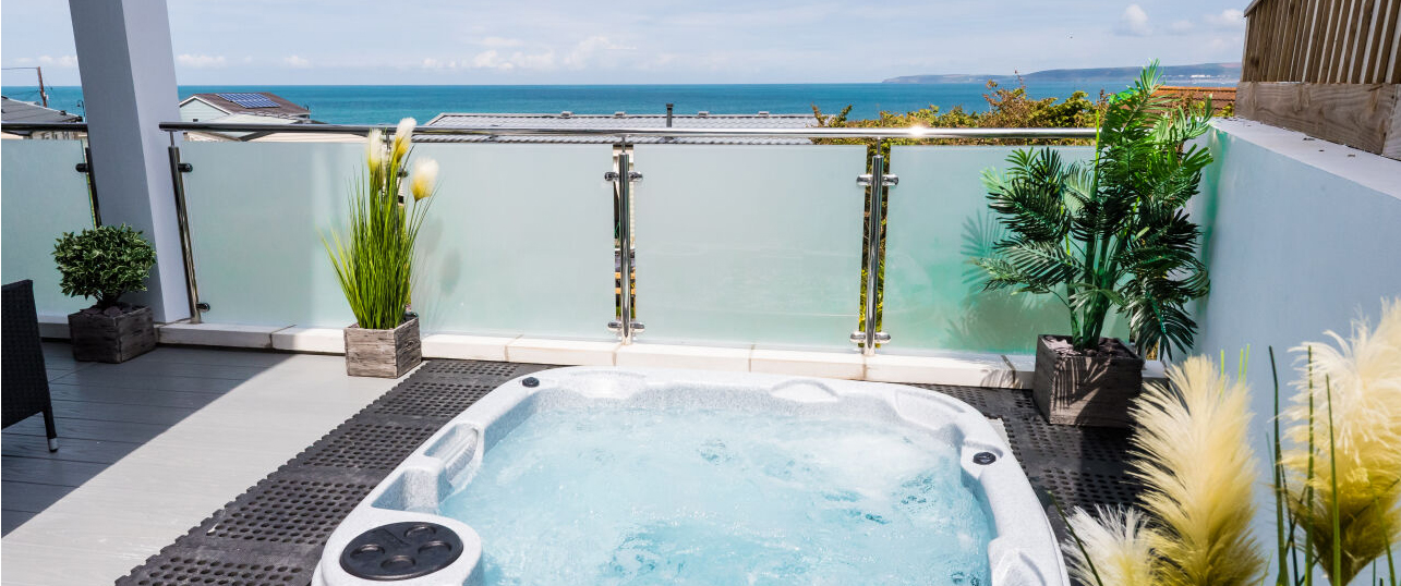 caravan hot tub holidays in Devon