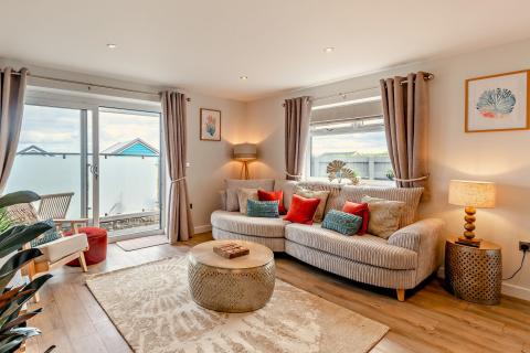 Living & Seating Area of Waters Edge 2 Bedroom Apartment